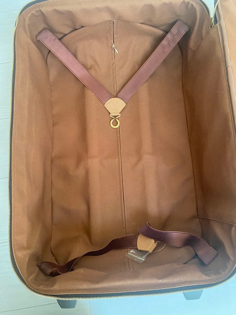 Louis Vuitton ルイヴィトンキャリーケース