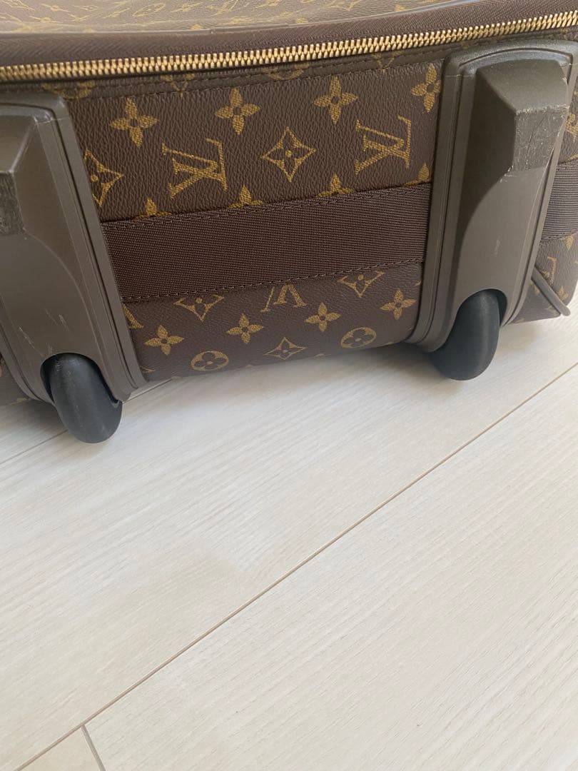 Louis Vuitton ルイヴィトンキャリーケース
