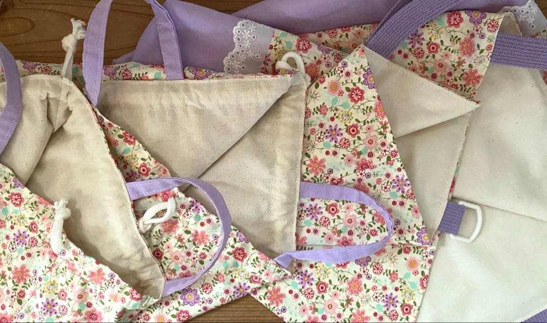 リクエスト品　ハンドメイド　入園入学準備　絵本袋　8点　花柄ピンクパープル