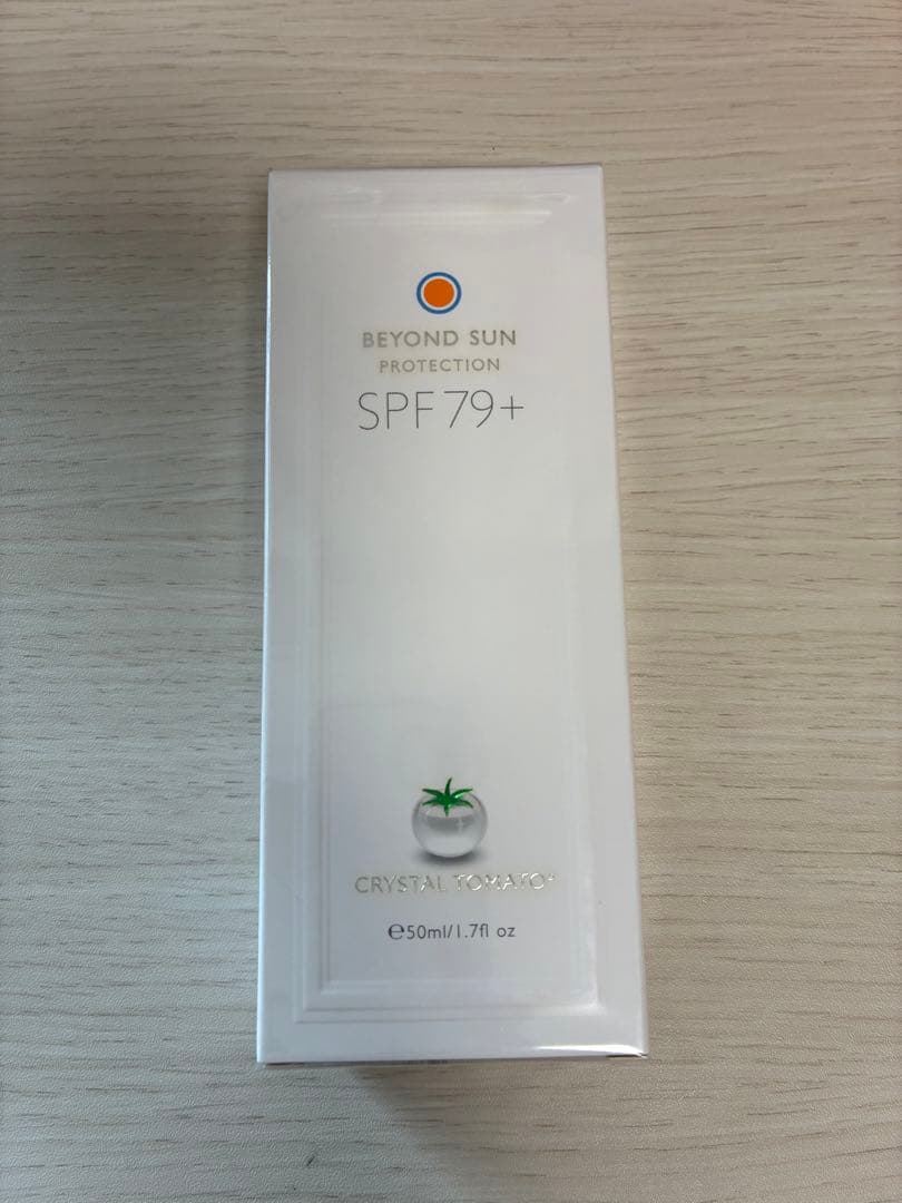 クリスタルトマト　BEYOND SUN SPF79+ 日焼け止め 新品未開封2個
