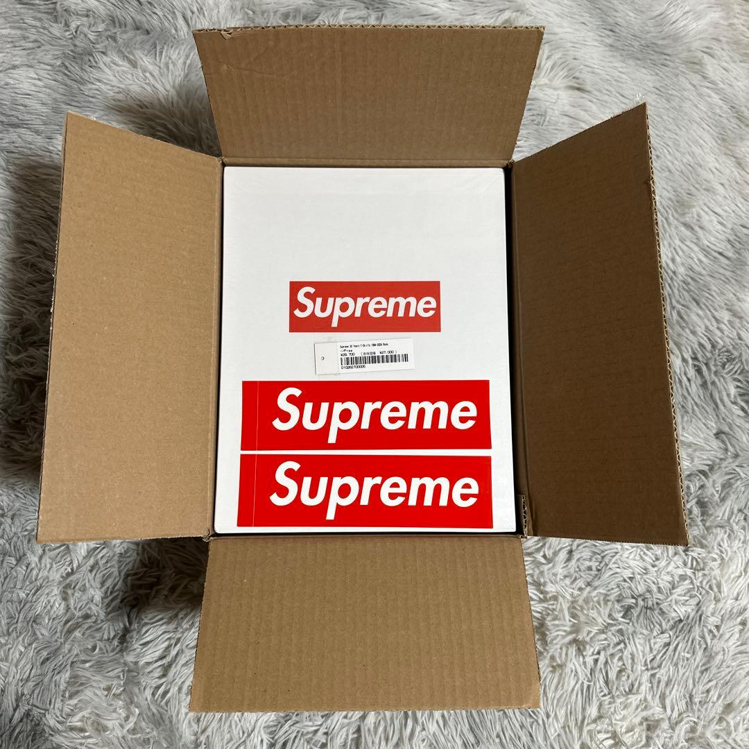 アート・デザイン・音楽 Supreme 30 Years T-Shirts 1994-2024 Book