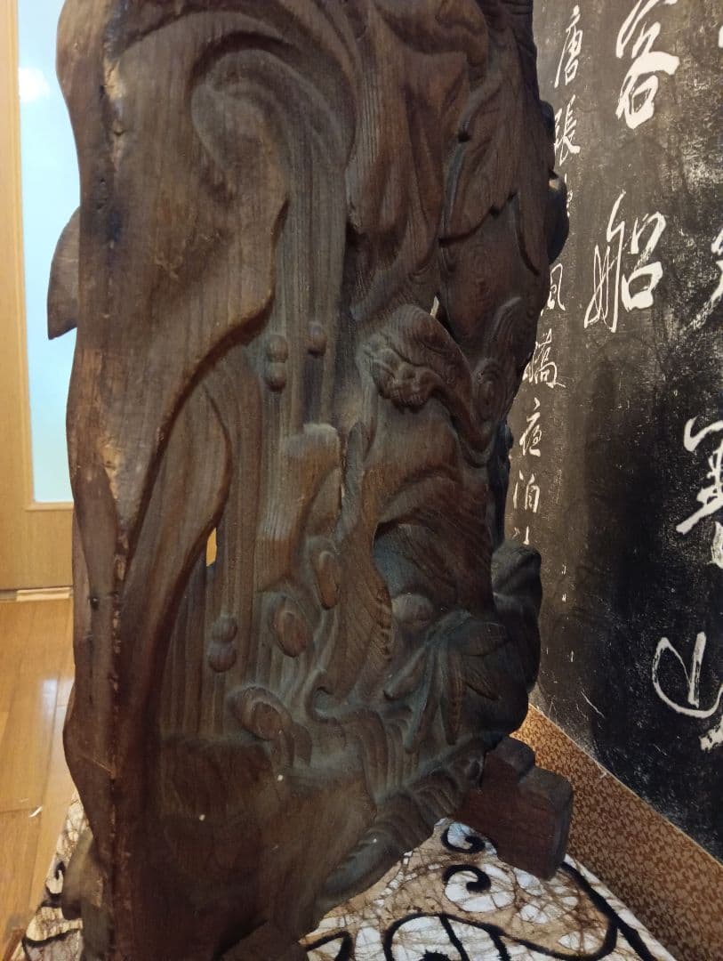 月様用時代木彫立獅子細密造形美術高さ７３Ｘ横幅４０厚さ下部１８センチ御品