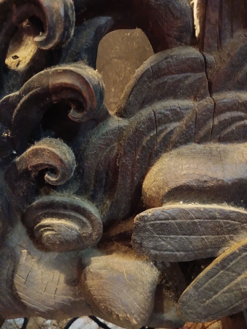 月様用時代木彫立獅子細密造形美術高さ７３Ｘ横幅４０厚さ下部１８センチ御品