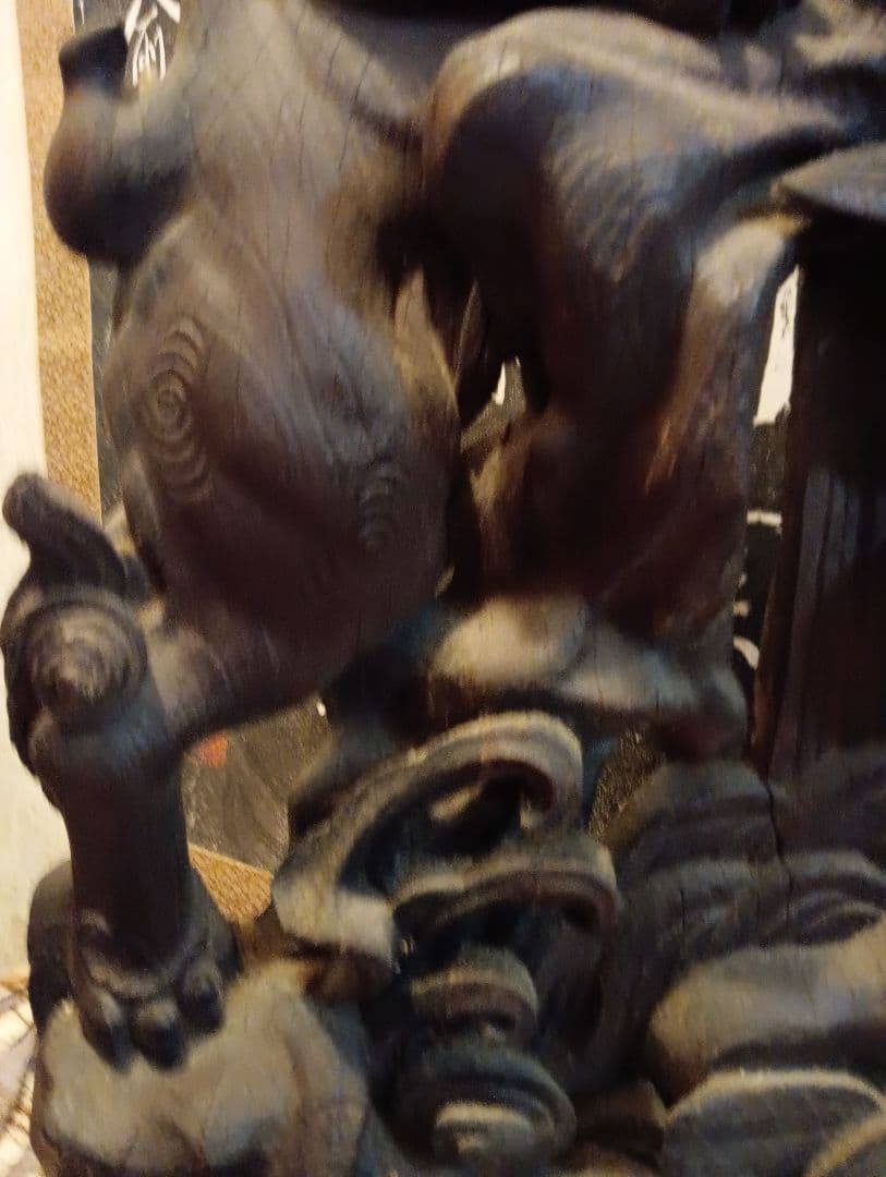 月様用時代木彫立獅子細密造形美術高さ７３Ｘ横幅４０厚さ下部１８センチ御品