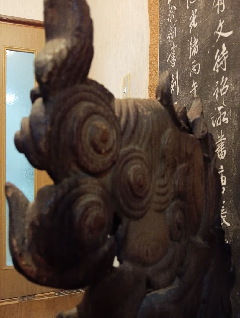 月様用時代木彫立獅子細密造形美術高さ７３Ｘ横幅４０厚さ下部１８センチ御品