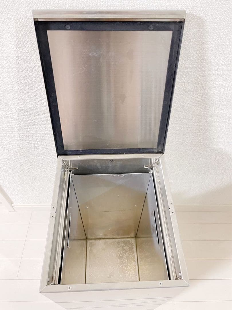 週末限定値下げセール 　高級ステンレス ゴミ箱 パペルスコルク