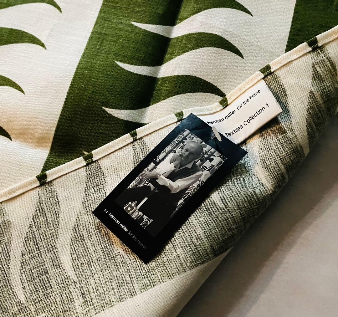 アレキサンダージラード　テーブルランナー ハーマンミラー　フォーザホーム