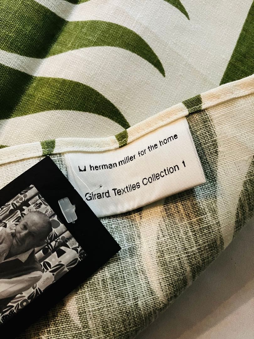 アレキサンダージラード　テーブルランナー ハーマンミラー　フォーザホーム