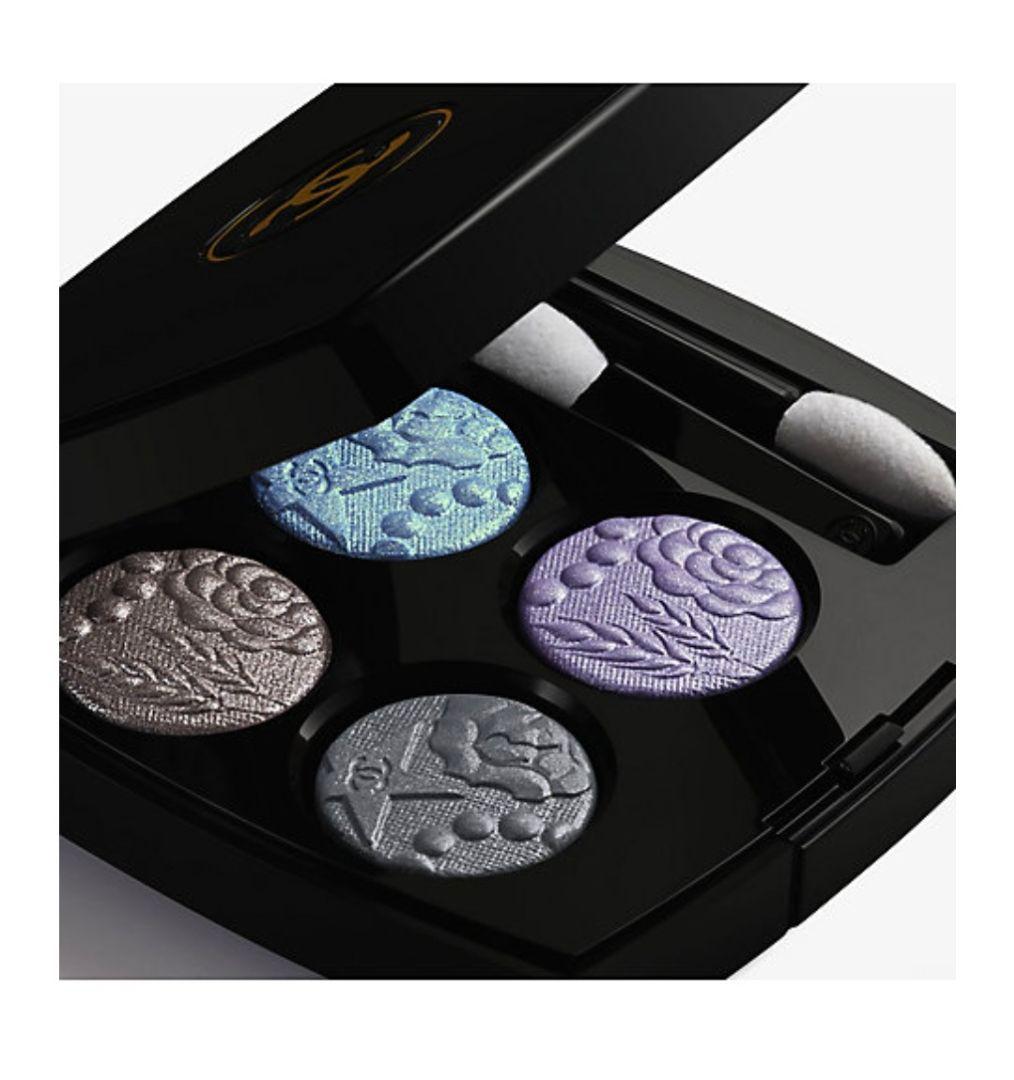 CHANEL レ キャトル オンブル（シーズン限定）397 ニュイ アストラル