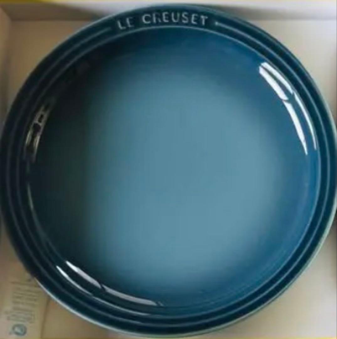 最終値下げ！LE CREUSET ラウンドプレート 19cm 4枚 クリスマス