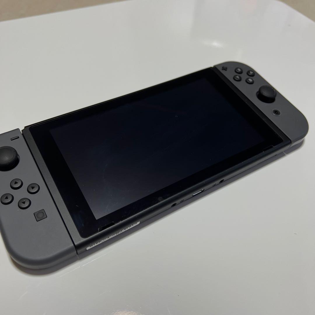 Nintendo Switch 本体　ニンテンドー　スイッチ　グレー