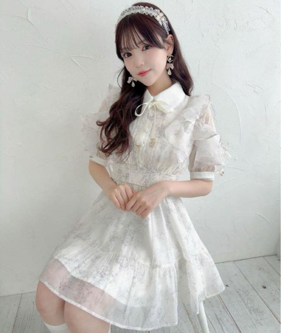 ROJITA 花柄半袖ミニワンピース