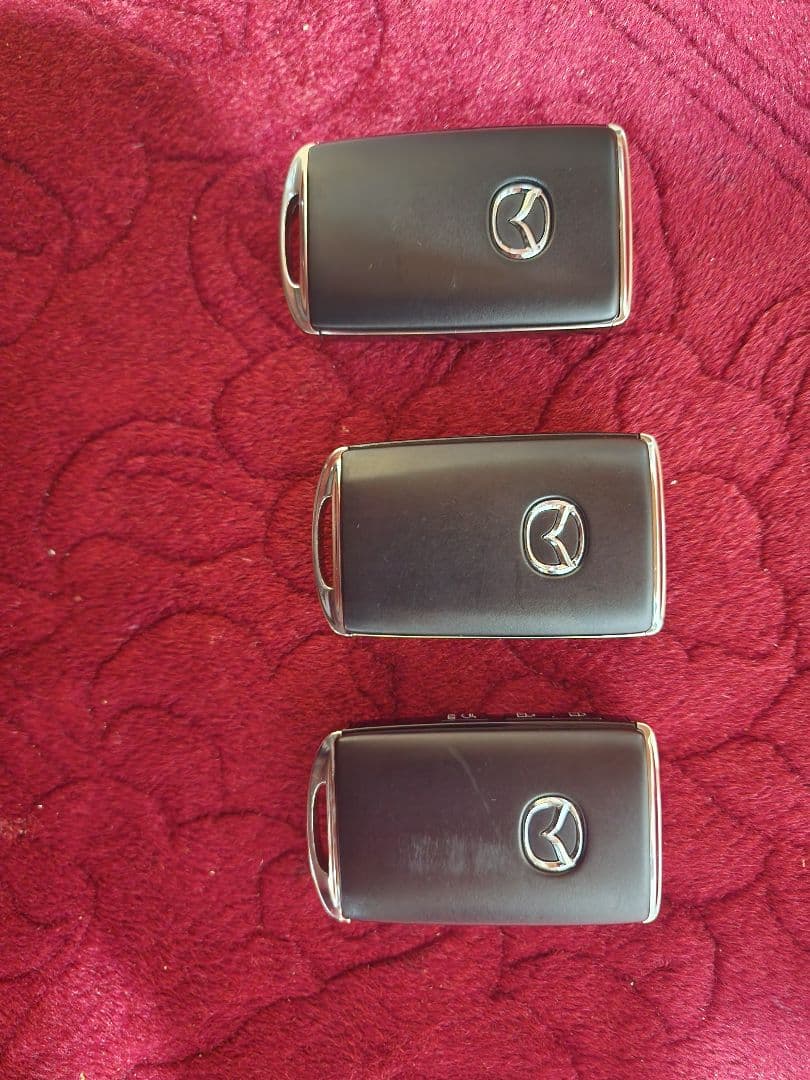 良*夫様 マツダ スマートキー スマートキー3個セット