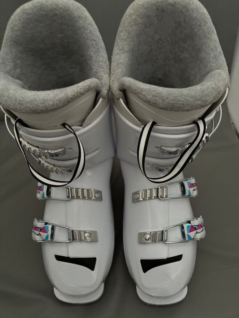 使用少！美品ROSSIGNOL FUNGIRL スキーブーツジュニア24.5cm