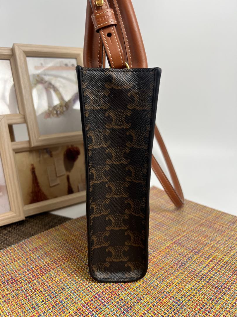 maru ✨極美品✨セリーヌ CELINE　バーティカル カバ　ミニ