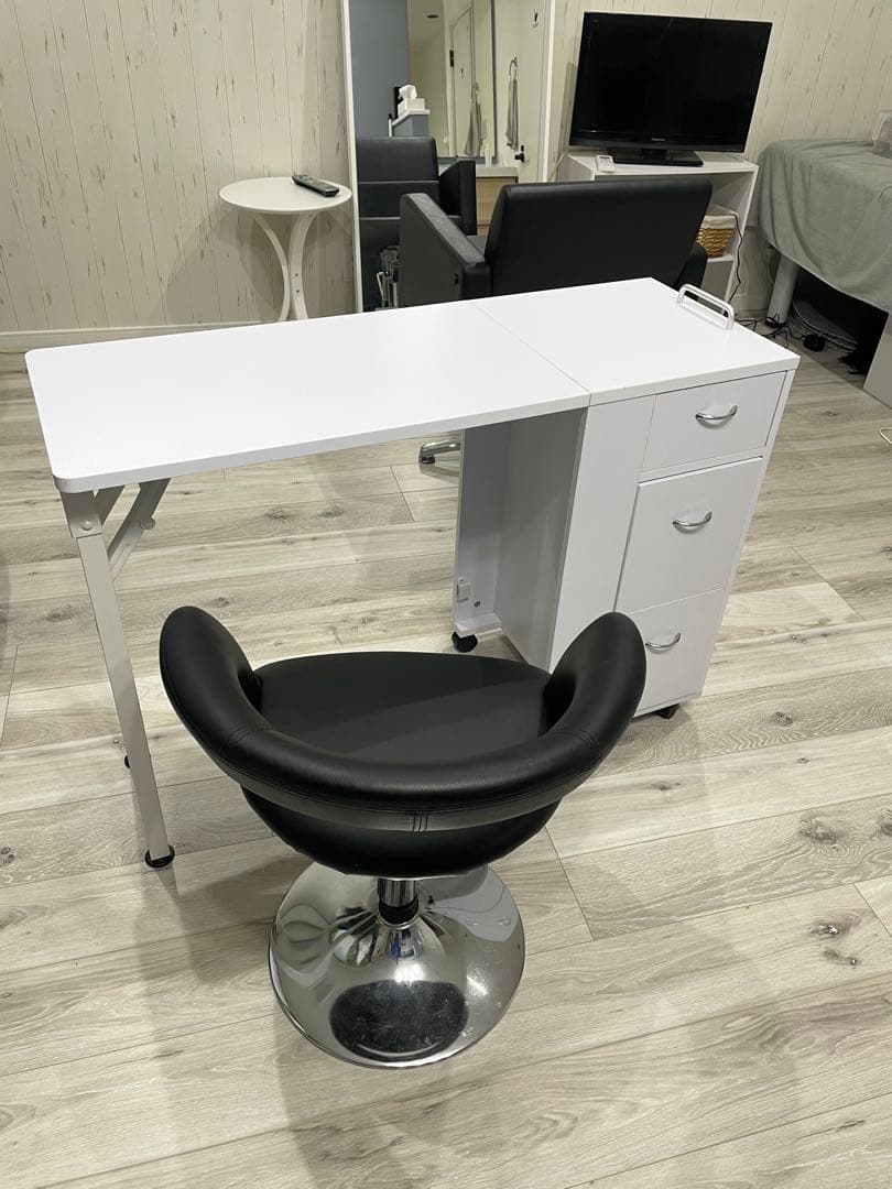 エトゥベラ　ネイルテーブル　ネイルデスク　折りたたみ