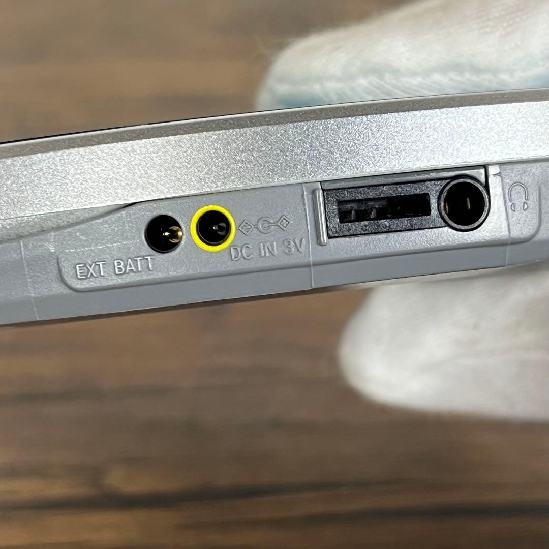 SONY ソニー　ウォークマン D-NE730 ポータブルCDプレーヤー