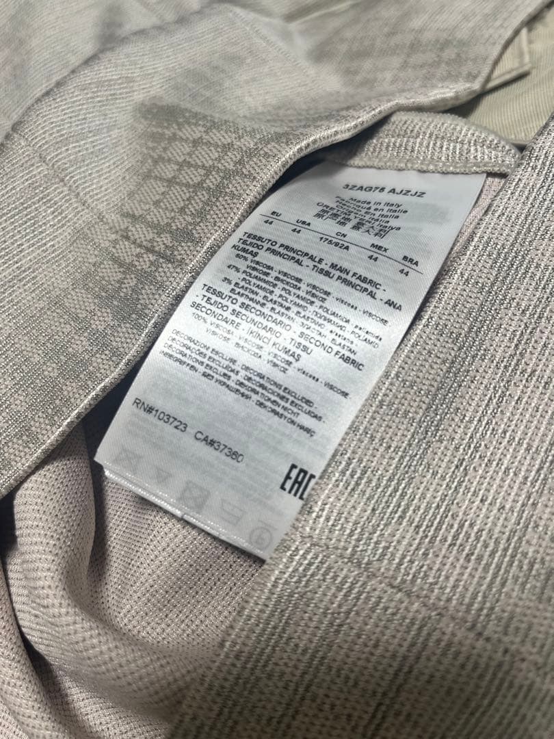 新品　ジョルジオアルマーニ　ニット　ノーカラージャケット　サイズ44