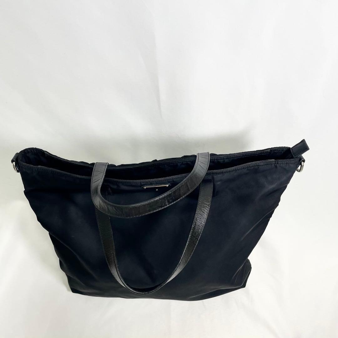 プラダ ナイロン 2way トートバッグ 三角ロゴ 金具 大容量 多機能 A4可