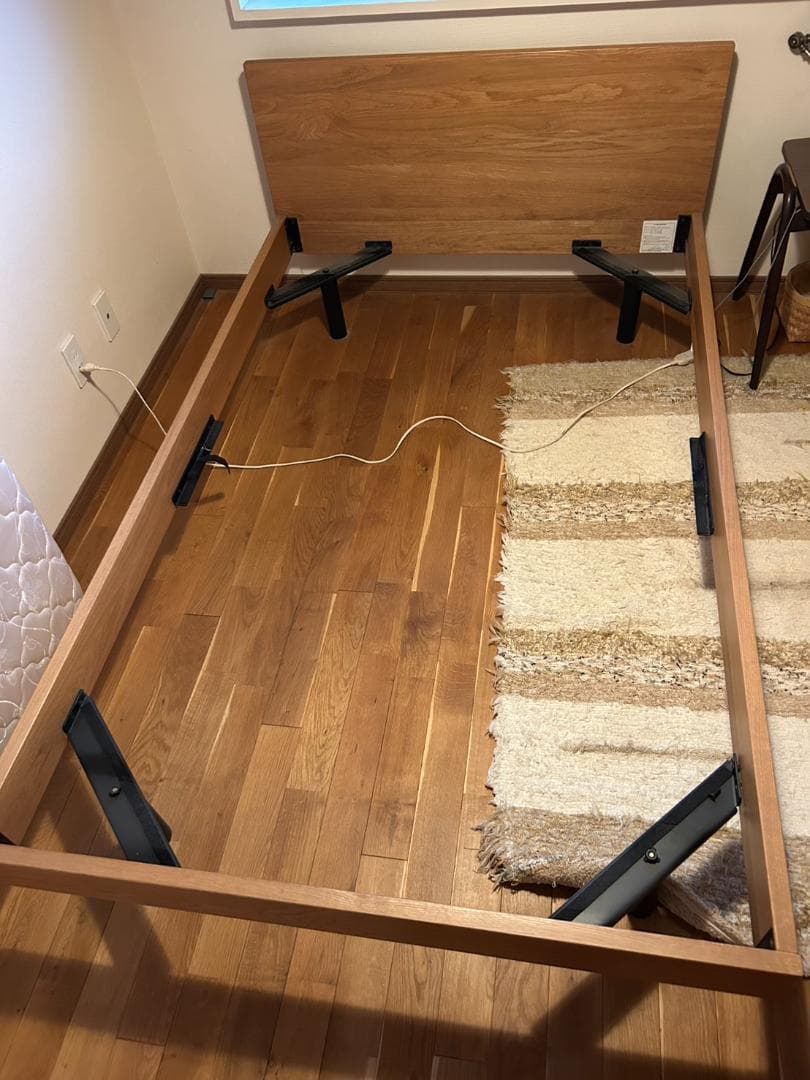 【10日まで8500円】無垢材ベッド・オーク材・セミダブル