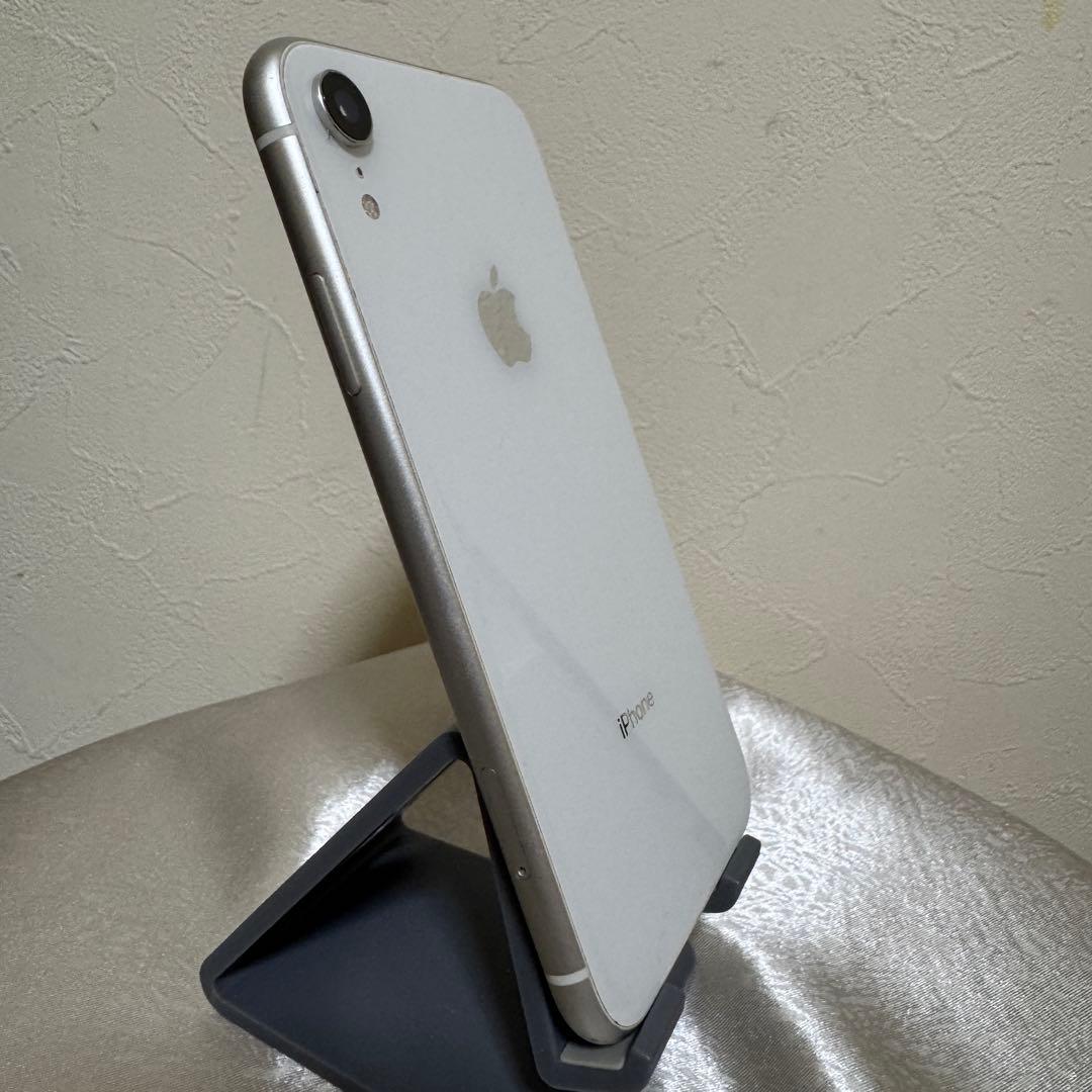 Apple iPhone XR ホワイト 本体 64GB SIMフリー