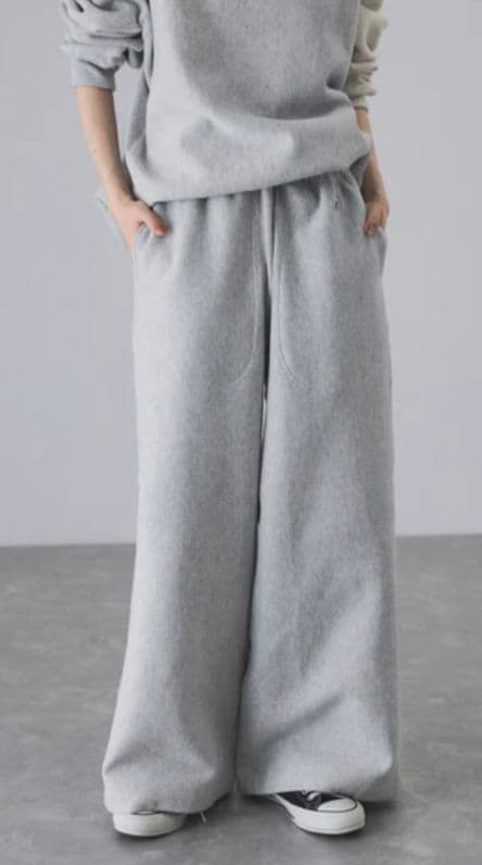 《完売品》【Champion ✕ADAM ET ROPE'】スエット グレー