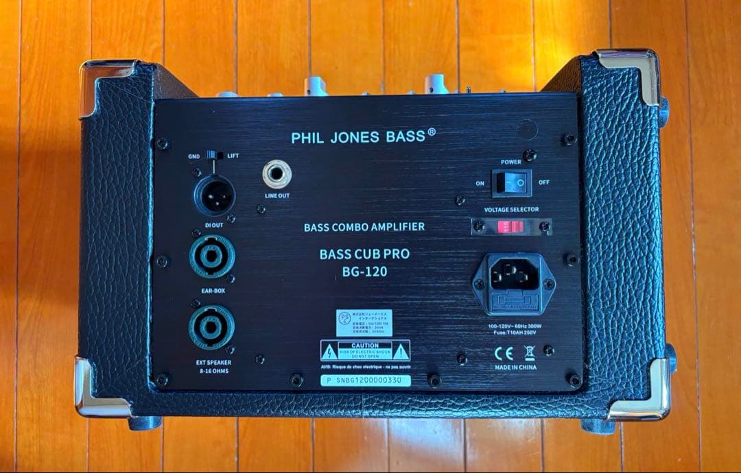 HERO　Phil Jones Bass Cub Proベースアンプ