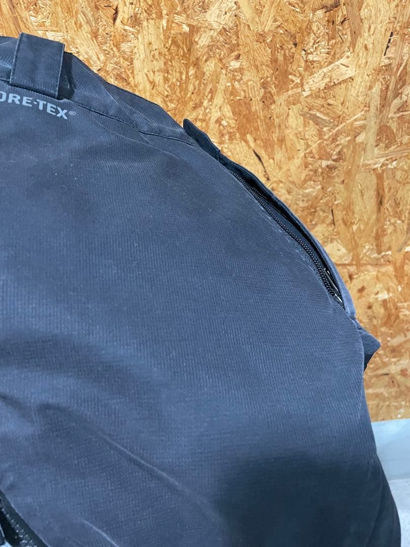 BURTON ak GORE-TEX　Lサイズ　Pants