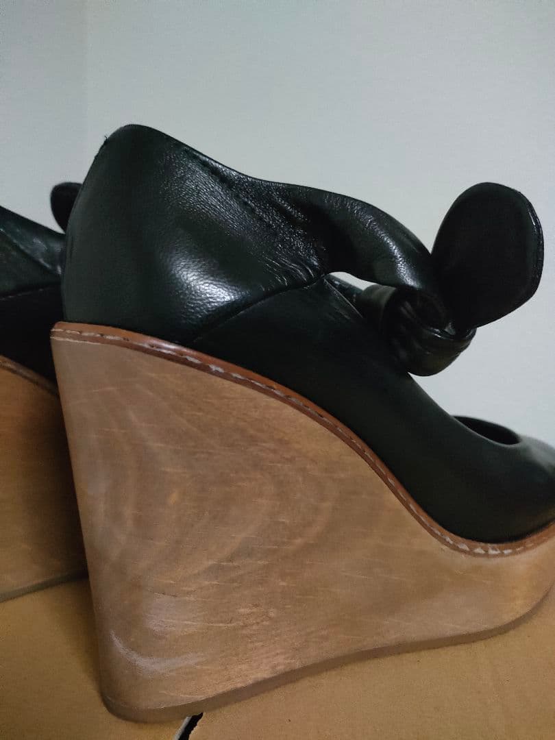 Chloe ブラックリボン結びプラットフォームヒール