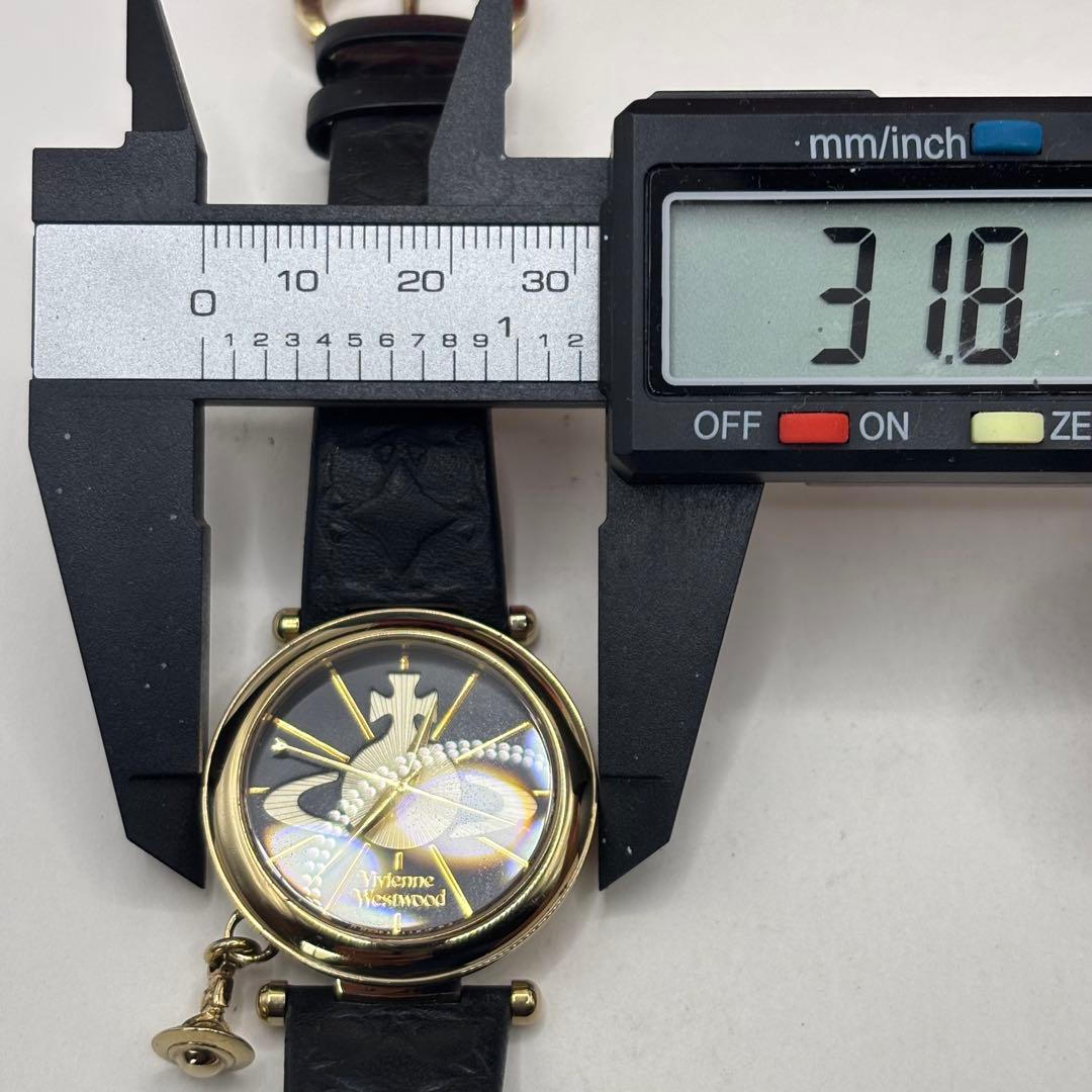 稼働品☆　ヴィヴィアンウエストウッド　オーブ　レディース腕時計