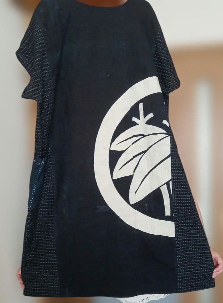 紫さん専用筒描と久留米絣家紋（丸に根笹）ワンピース