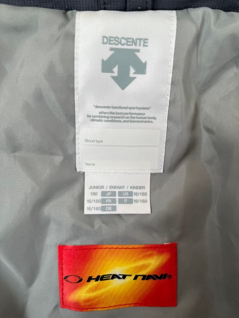 DESCENTE スキーウェア　160サイズ