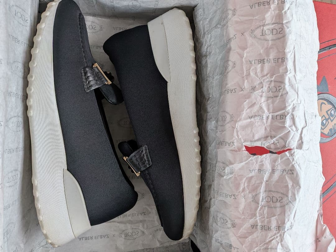 TOD'S ブラック モカシンスニーカー 37