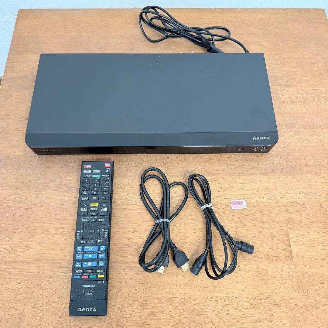 ● 美品 TOSHIBA REGZA ブルーレイレコーダー DBR-T1010