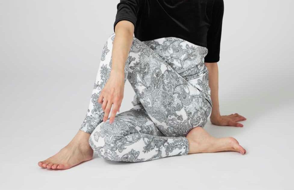 お値下げ　新品未使用　チャコット　ヨガ　　ピラティス　レギンス