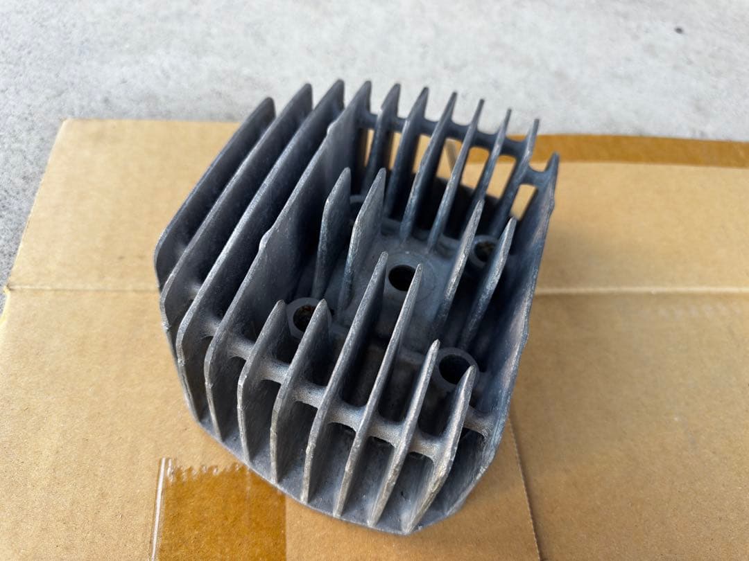 エ*フ様 KAWASAKI 500SS シリンダーヘッド カワサキ H1F 純正