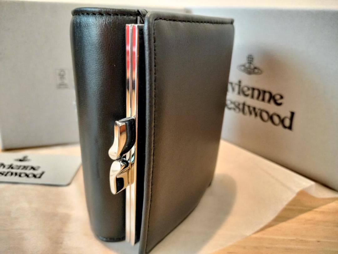 【新品未使用】 Vivienne Westwood 三つ折り財布