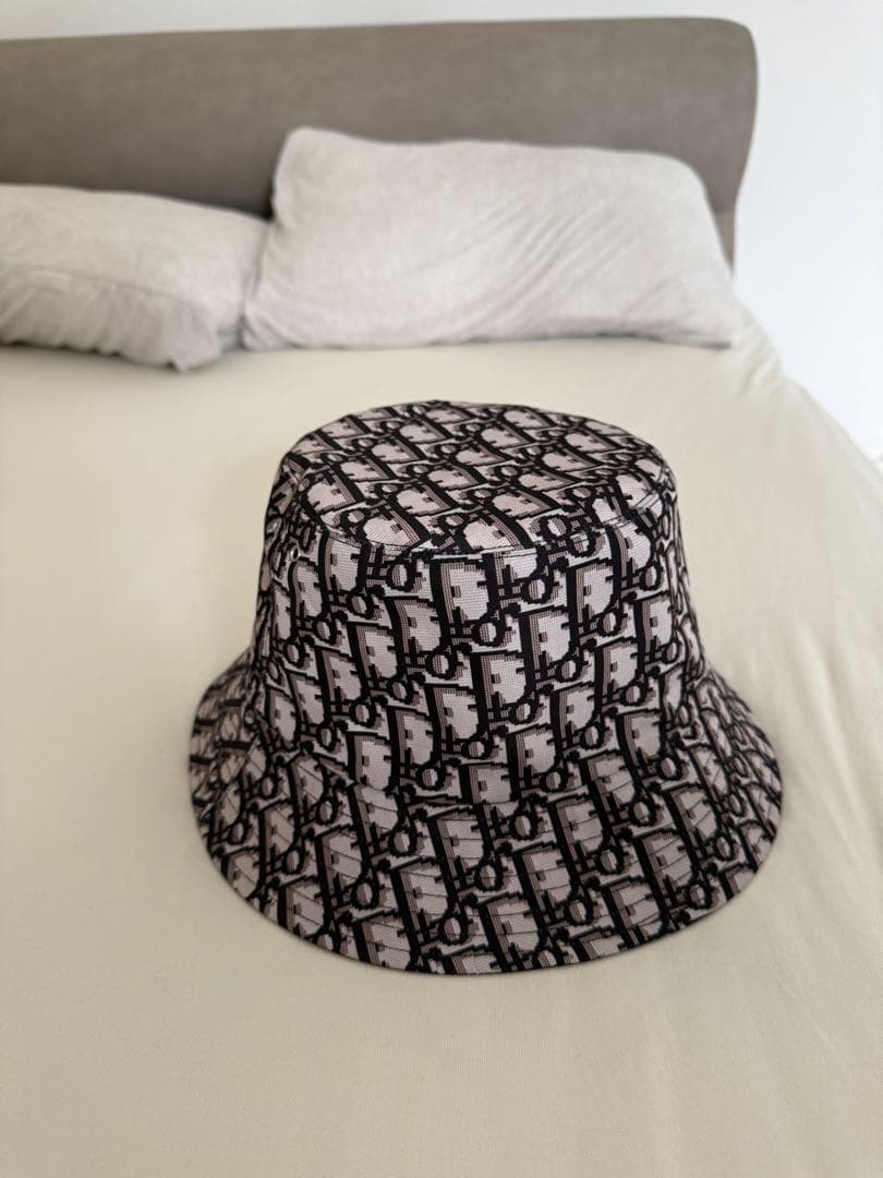 Dior バケットハット ブラックホワイト