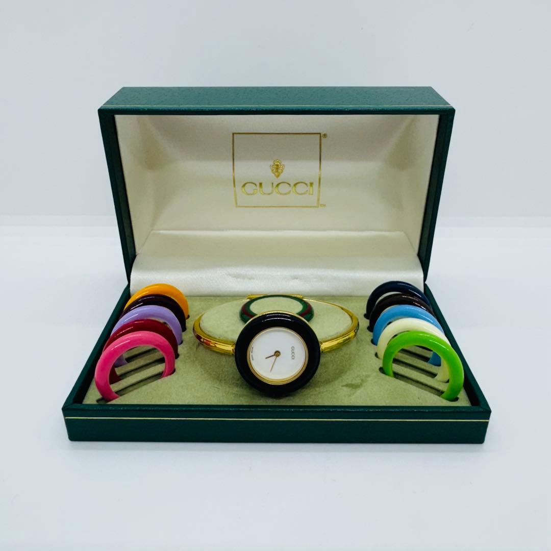 ✨GUCCI✨グッチ✨チェンジベゼル✨ホワイト文字盤✨ゴールド✨クォーツ✨腕時計