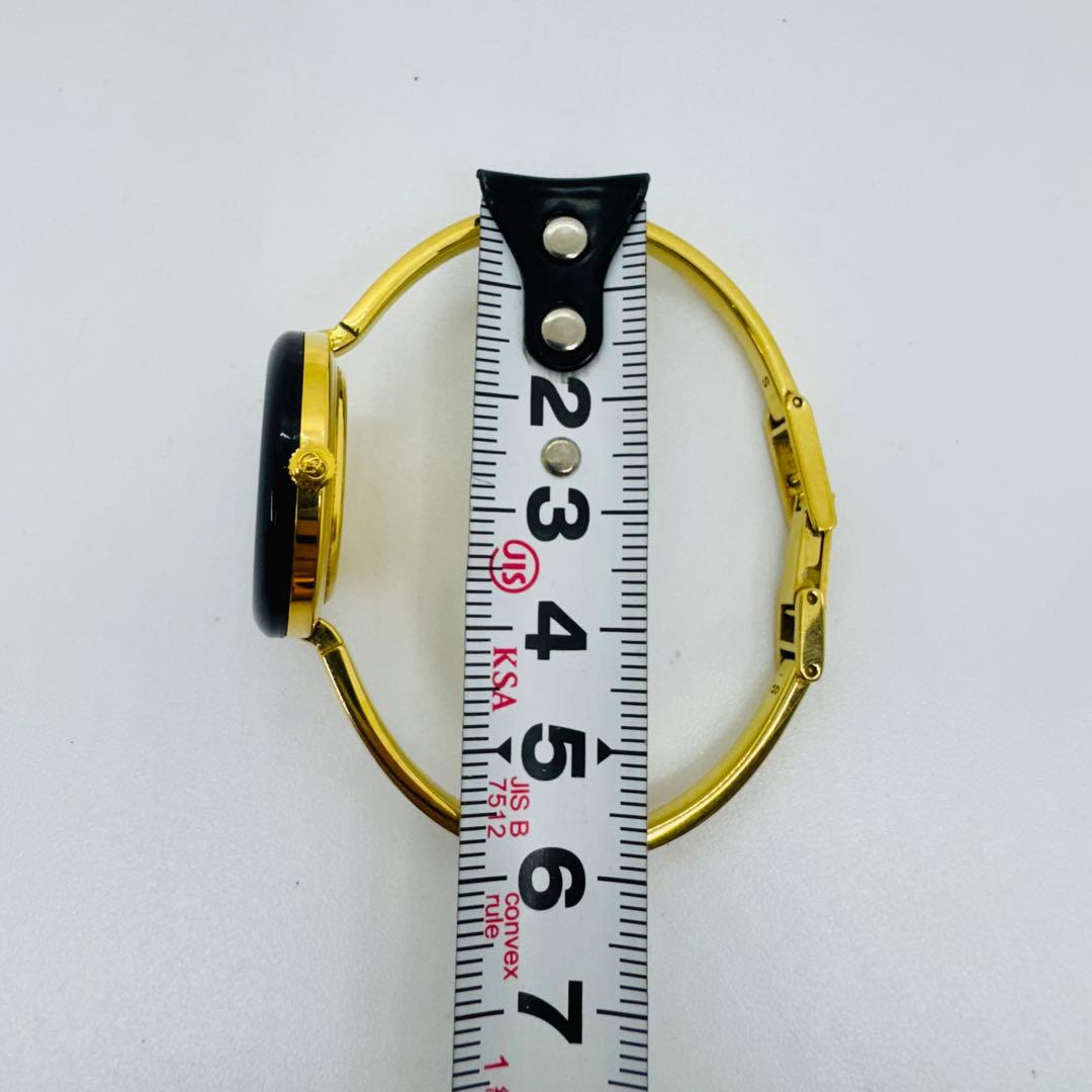 ✨GUCCI✨グッチ✨チェンジベゼル✨ホワイト文字盤✨ゴールド✨クォーツ✨腕時計