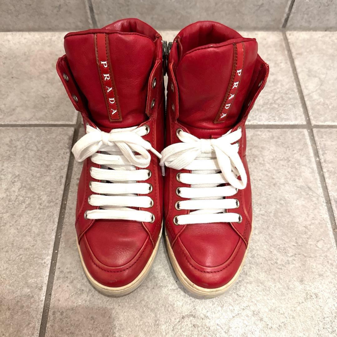 PRADA ハイカットスニーカー