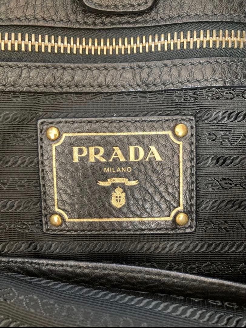 PRADAレザー トートバッグ