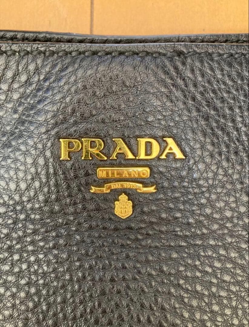 PRADAレザー トートバッグ