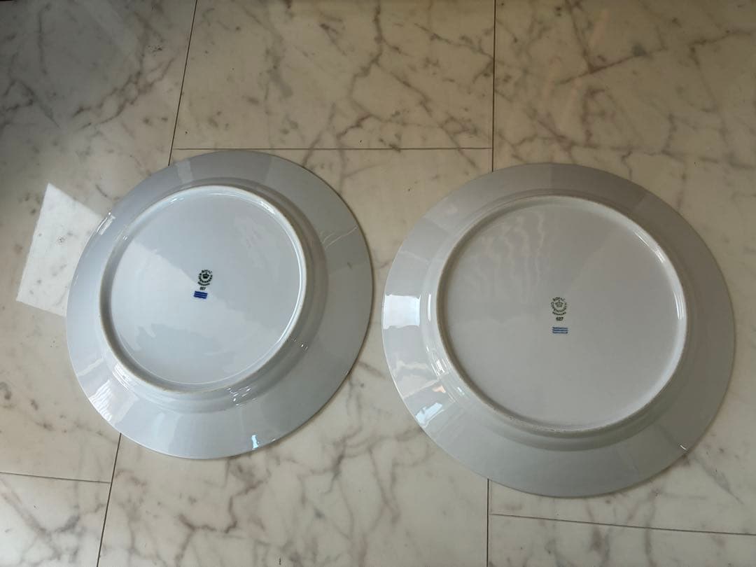 ハ*チ様  ★ホワイトフルーテッド　ハーフレース2