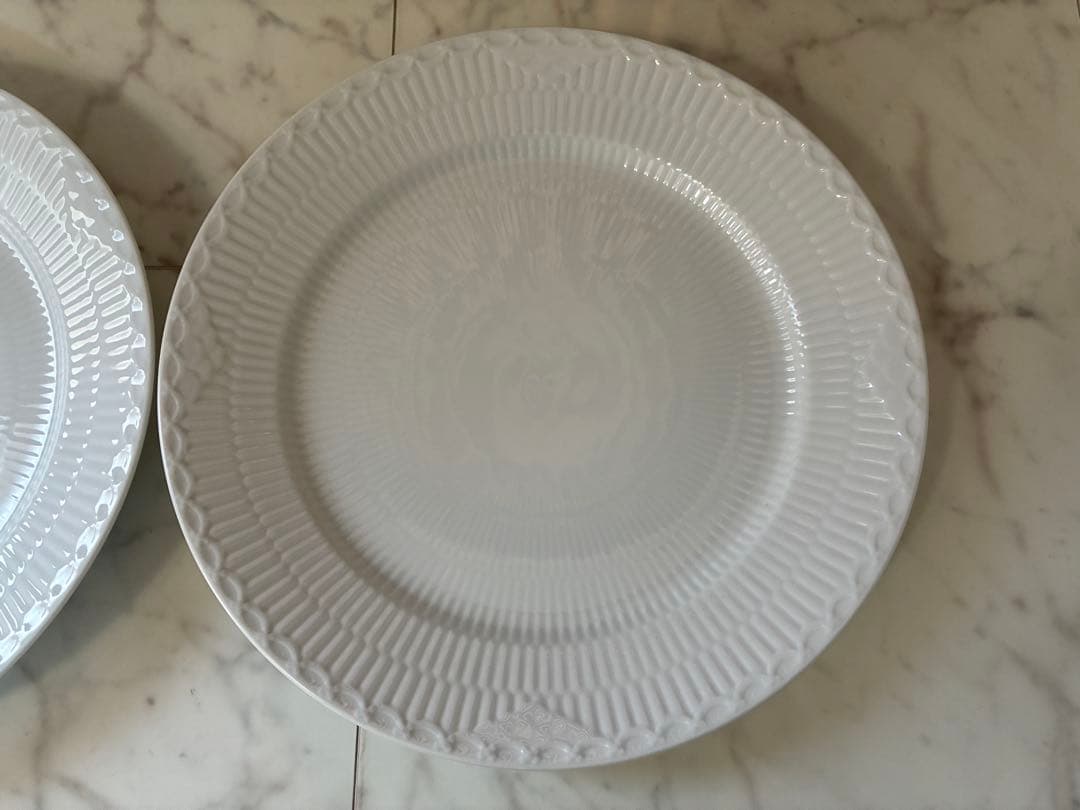 ハ*チ様  ★ホワイトフルーテッド　ハーフレース2