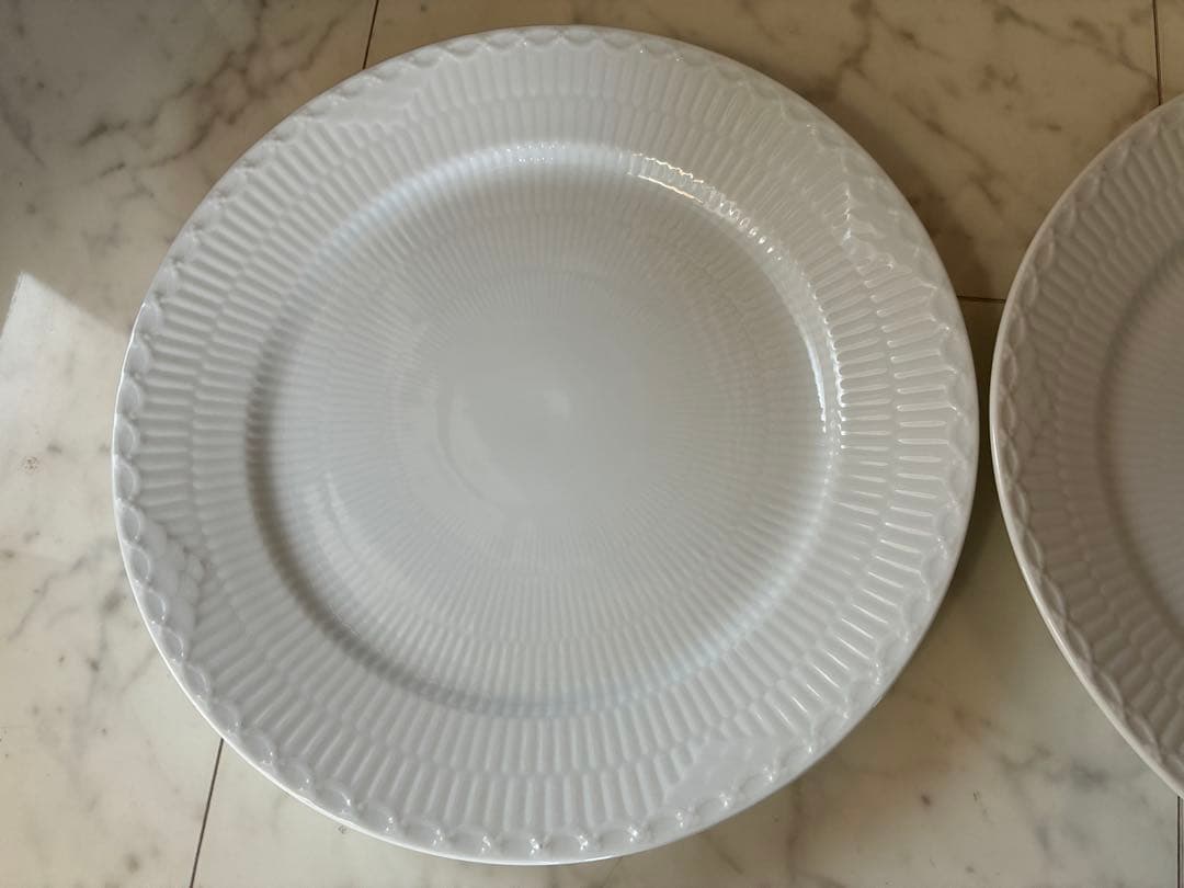 ハ*チ様  ★ホワイトフルーテッド　ハーフレース2