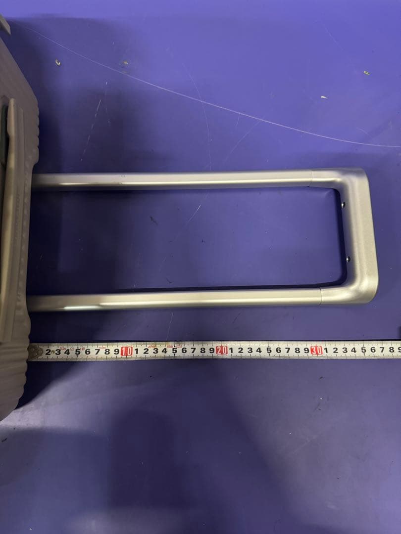 innovator スーツケース 38l サンドベージュ