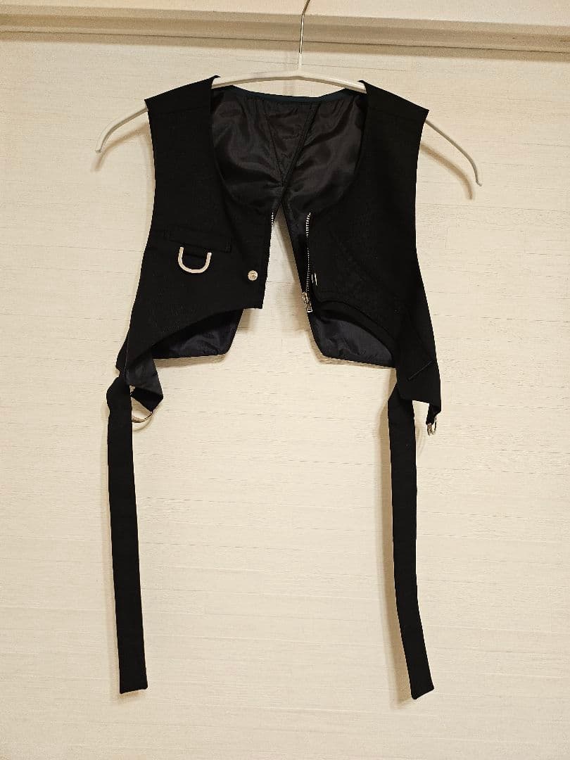 UN3D.　BIG DETAIL VEST