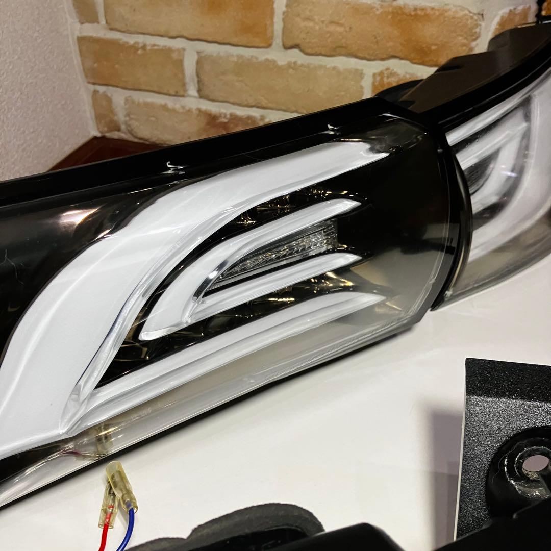 ジャンクにて‼️60ハリアー　DazzFellows LEDテールランプAssy