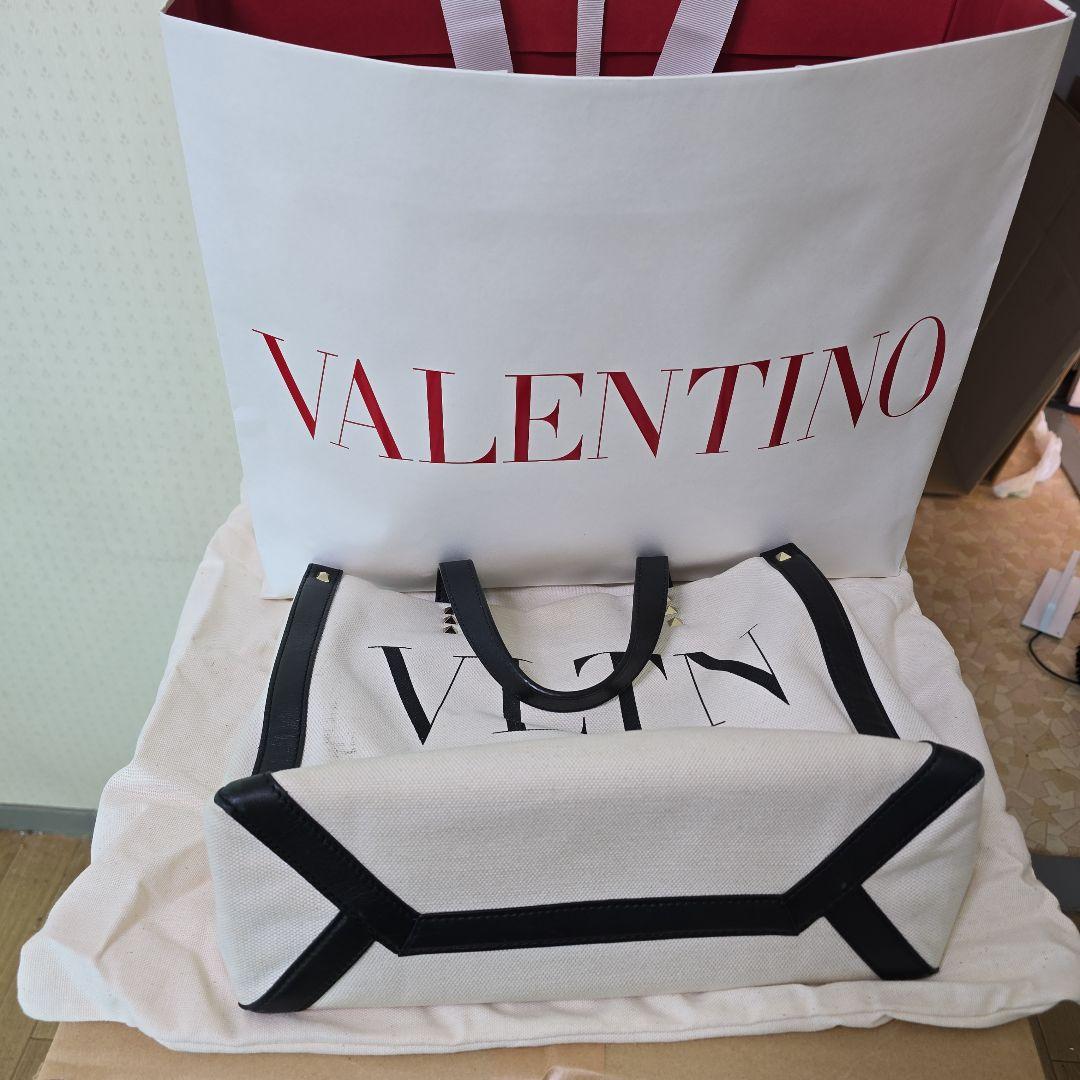 VALENTINO スタッズ付きトートバッグ最終値下げ